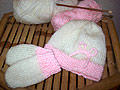 Easy New Born Hat And Mittens Knitting Pattern